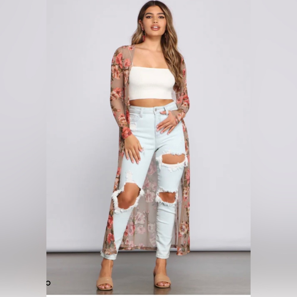 Floral Mesh Duster